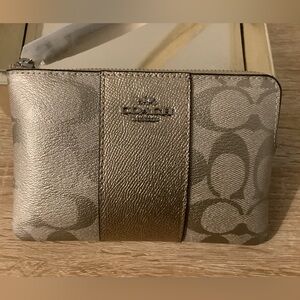 Coach Boxed Metalic Signature Corner Zip with Stripe Wristlet